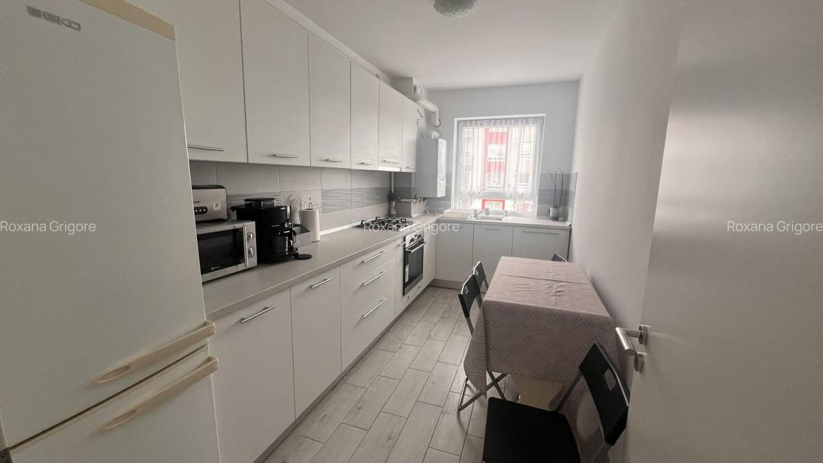 Apartament 2,5 camere decomandat - Avantgarden - 3