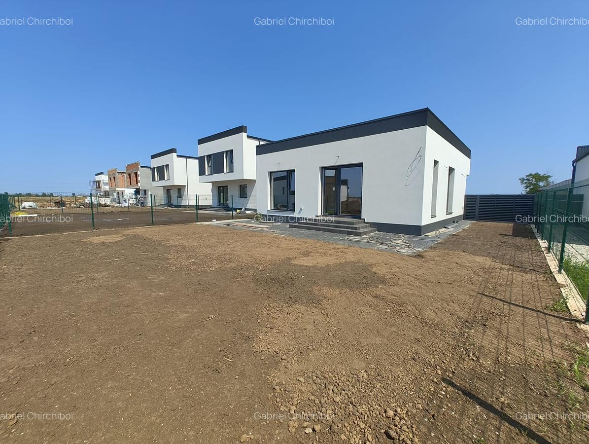 Casa Individuala - 4 camere - 350 mp teren - 100 mp utili - 4
