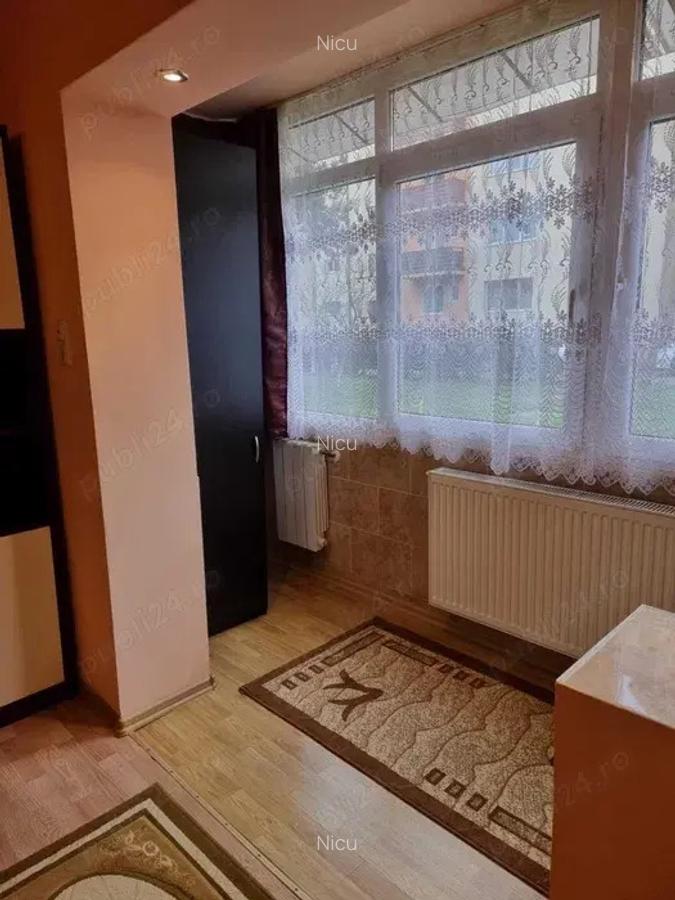 Apartament de vanare - 2 camere, mobilat, parter - 1