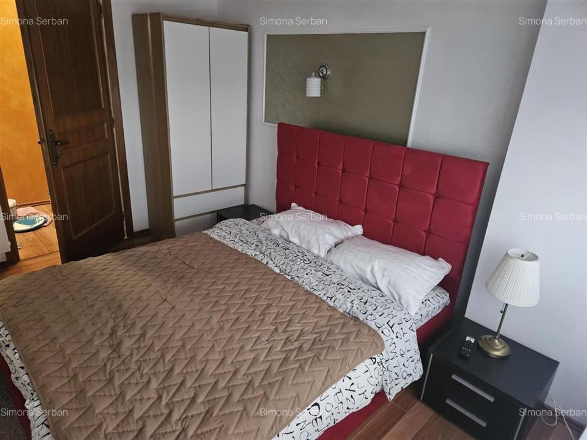 Apartament cu 3 camere decomandat, mobilat în Central - 12