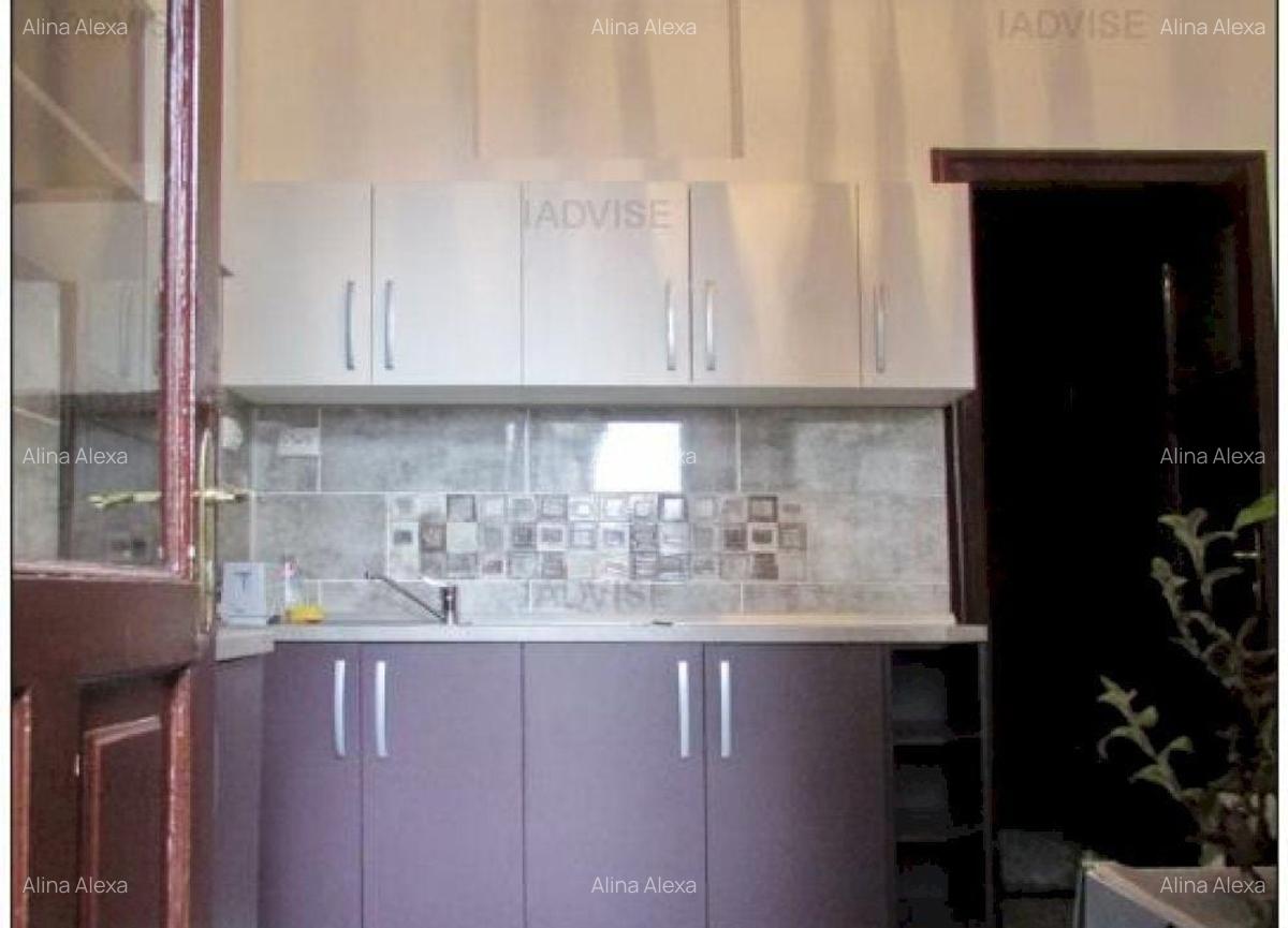 Apartament 4 Camere Vanzare - Piata Sfatului - 6