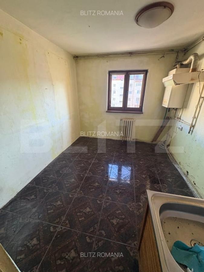 Apartament cu 3 camere, etaj 3, 62,5 mp, decomandat - zona Imparatul Traian - 7