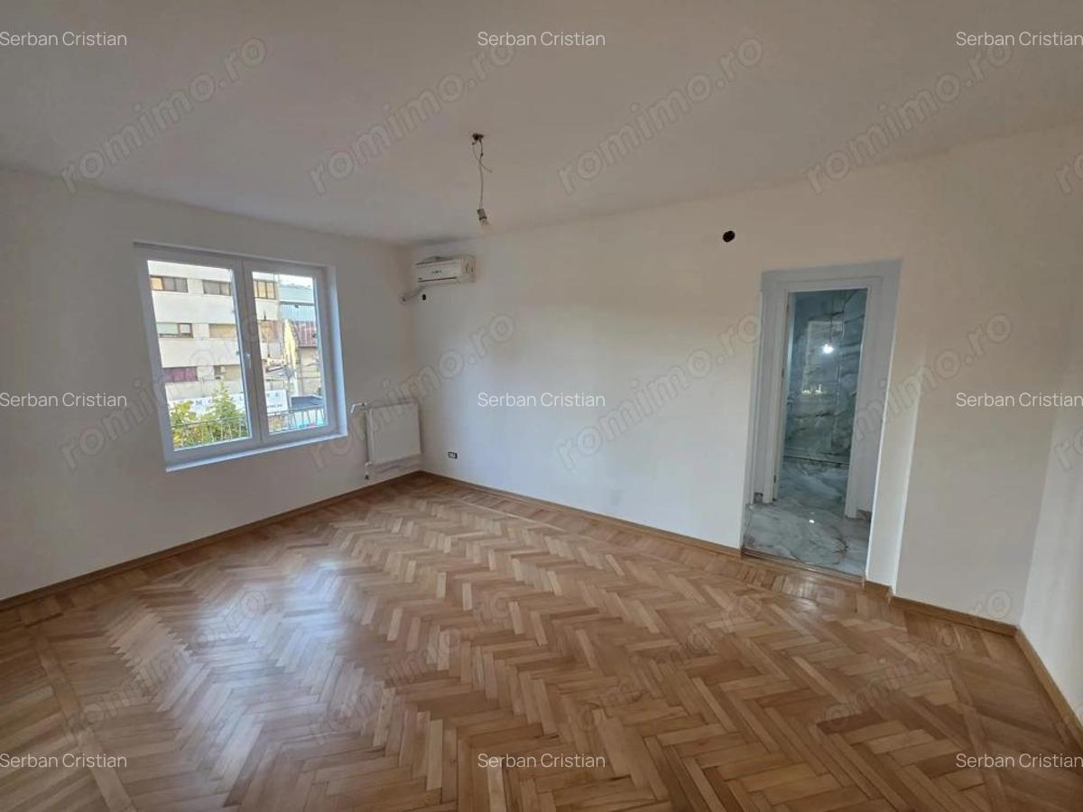 Romana Coloane apartament 3 camere de vanzare - 18