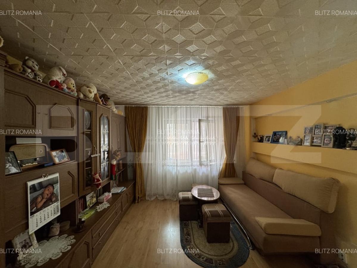 Apartament cu 3 camere, 45 mp, zona 23 August - 2