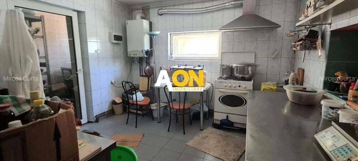 Vila pretabila pensiune + restaurant, 10 camere, 1000MP teren - 7