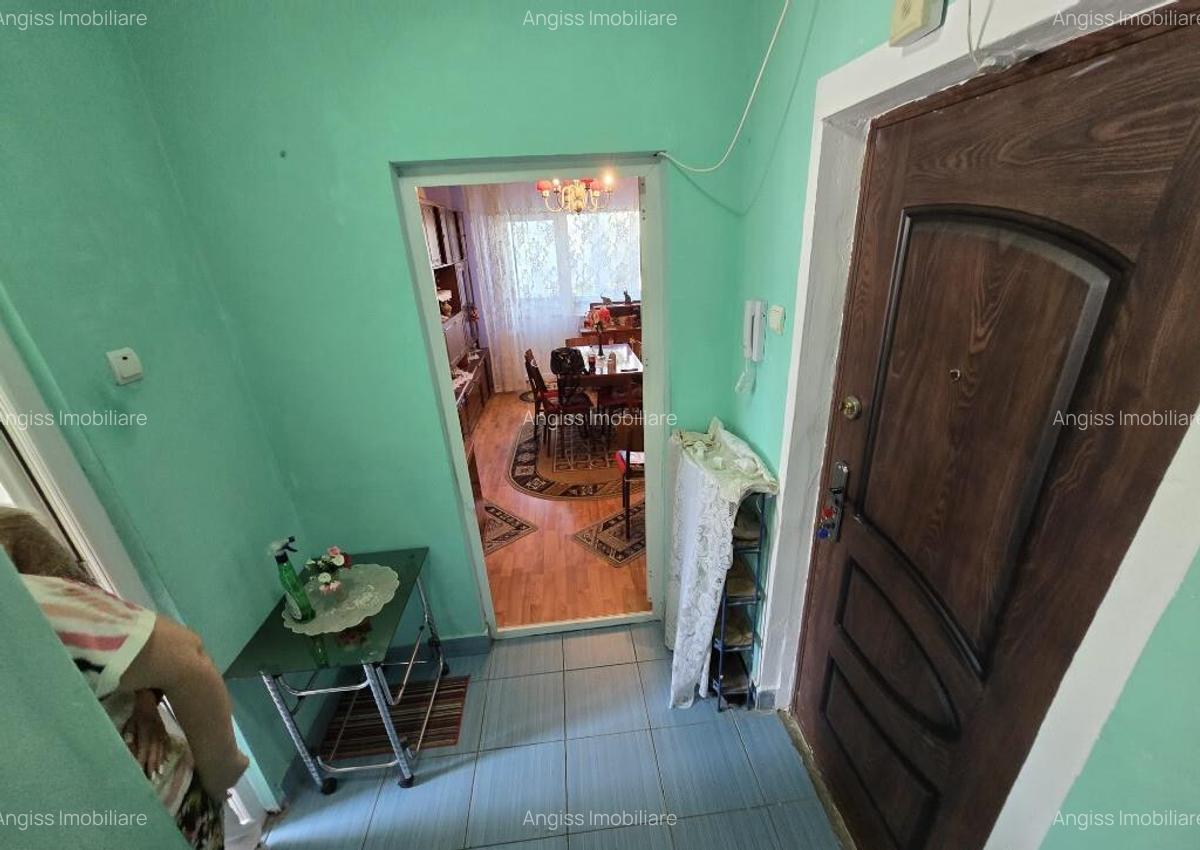 APARTAMENT 3 CAMERE str NEPTUN 60mp - 8
