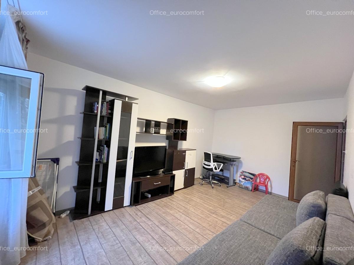 Inchiriere apartament cu 2 camere in Micro 21 mobilat si utilat - 2