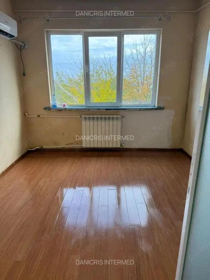 Garsoniera cu vedere la Portul Constan?a Zona Far - 1