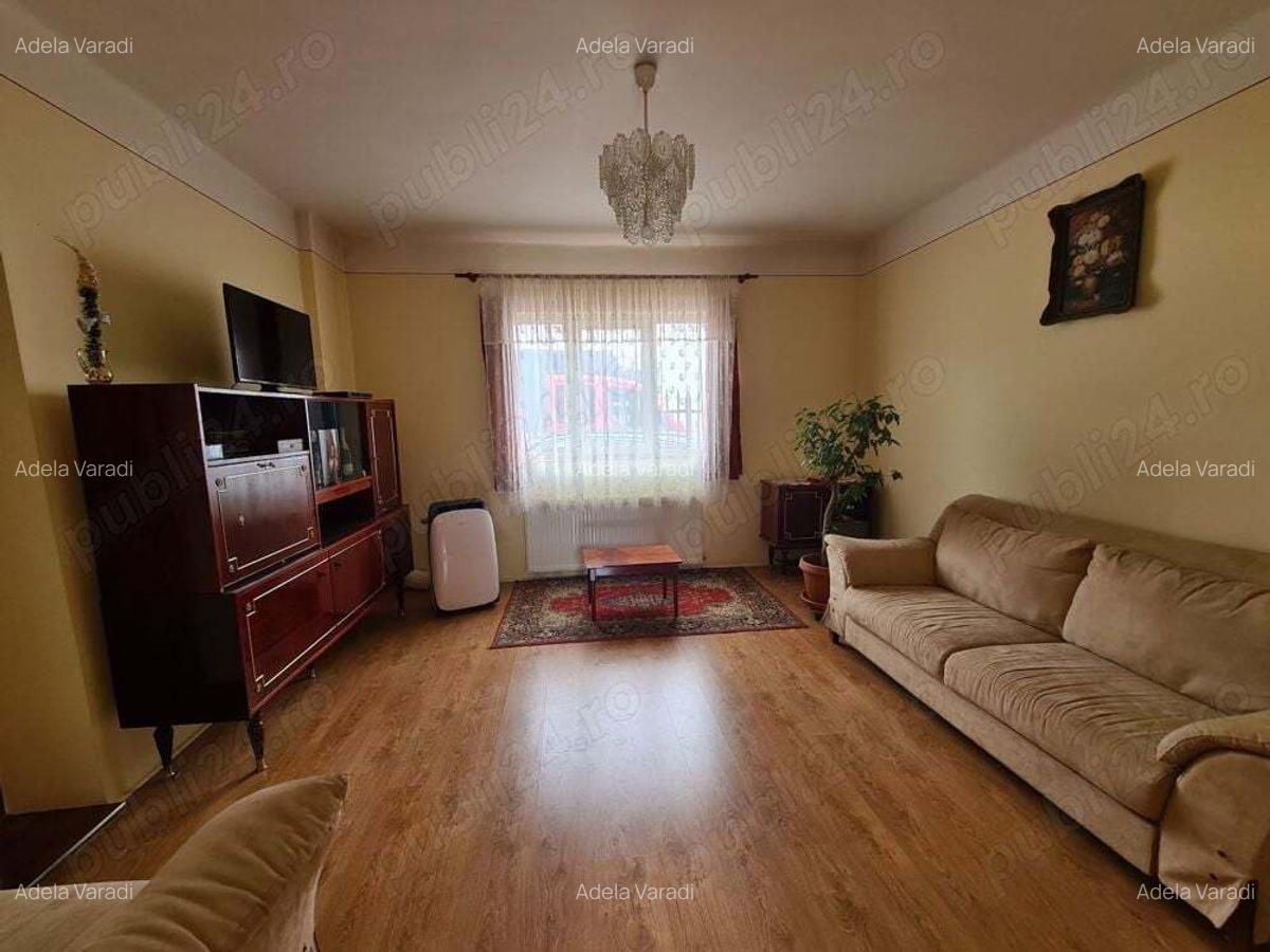 P.F. Vand casa in Floresti - 5