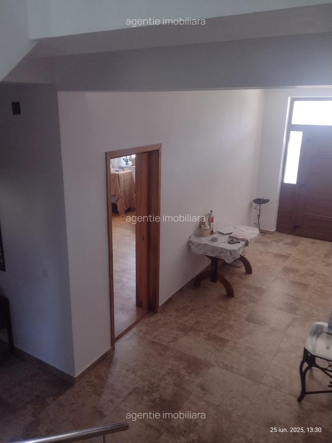 Casă cu 12 camere în Eforie Sud - 5