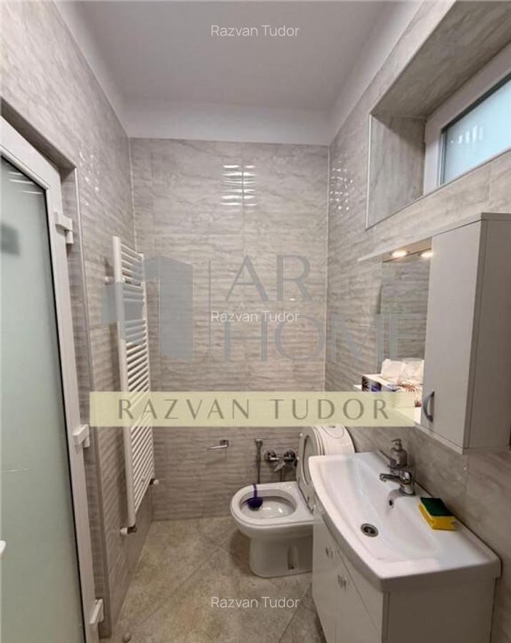 Spatiu comercial cu parcare proprie , Ploiesti, ultracentral - 8