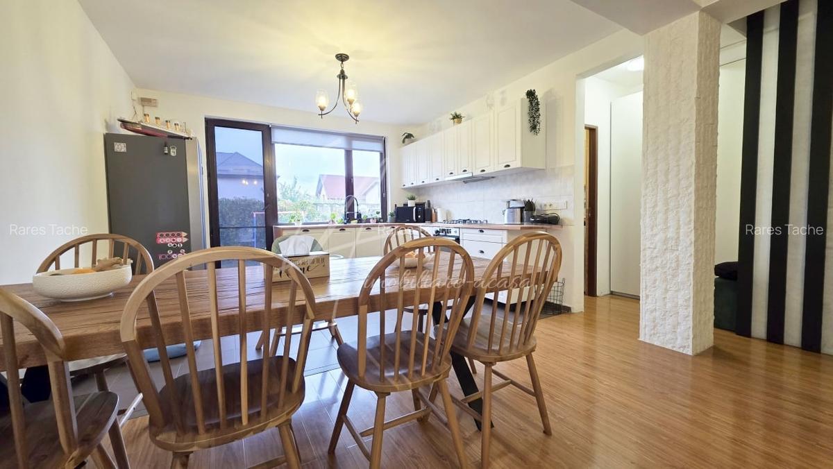 Stil, confort si liniste - casa perfecta pentru familia ta - 4