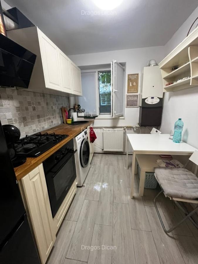 Vanzare Apartament 2 camere | Mall Vitan | Decomandat | 37mp - 10