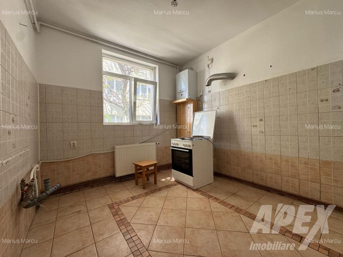 Apartament cu 3 camere semidecomandat, mobilat în Grivița - 14