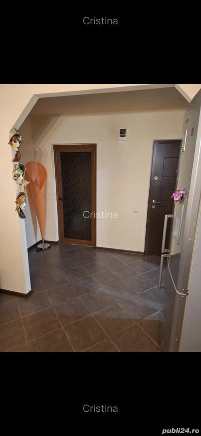 IANCA-De vanzare apartament cu 3 camere, foarte spa?ios, 80 mp, etaj 1 - 8