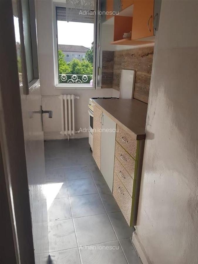Apartament cu 2 camere semidecomandat în Nufărul - 1