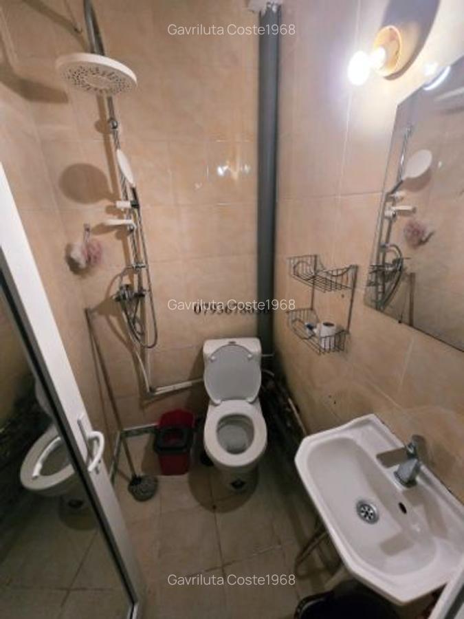 Garsoniera fix langa intrarea Palas - KFC - ocazie - doar 200 euro - poze reale - Urgent !!!  2, mob - 7