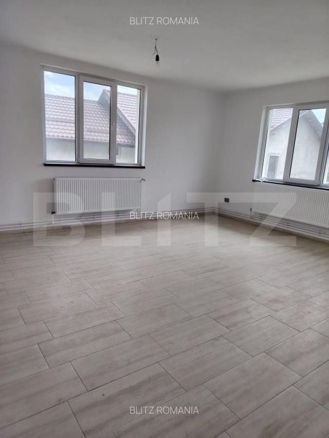Casa de vanzare, cu 6 camere, 288 mp, zona Voinesti - 19