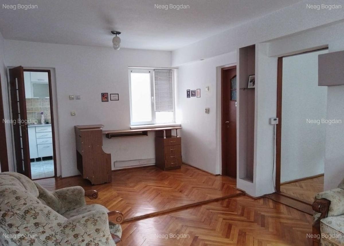 Apartament cu 3 camere, 72 mp, etaj intemediar, zona Bucium - 4