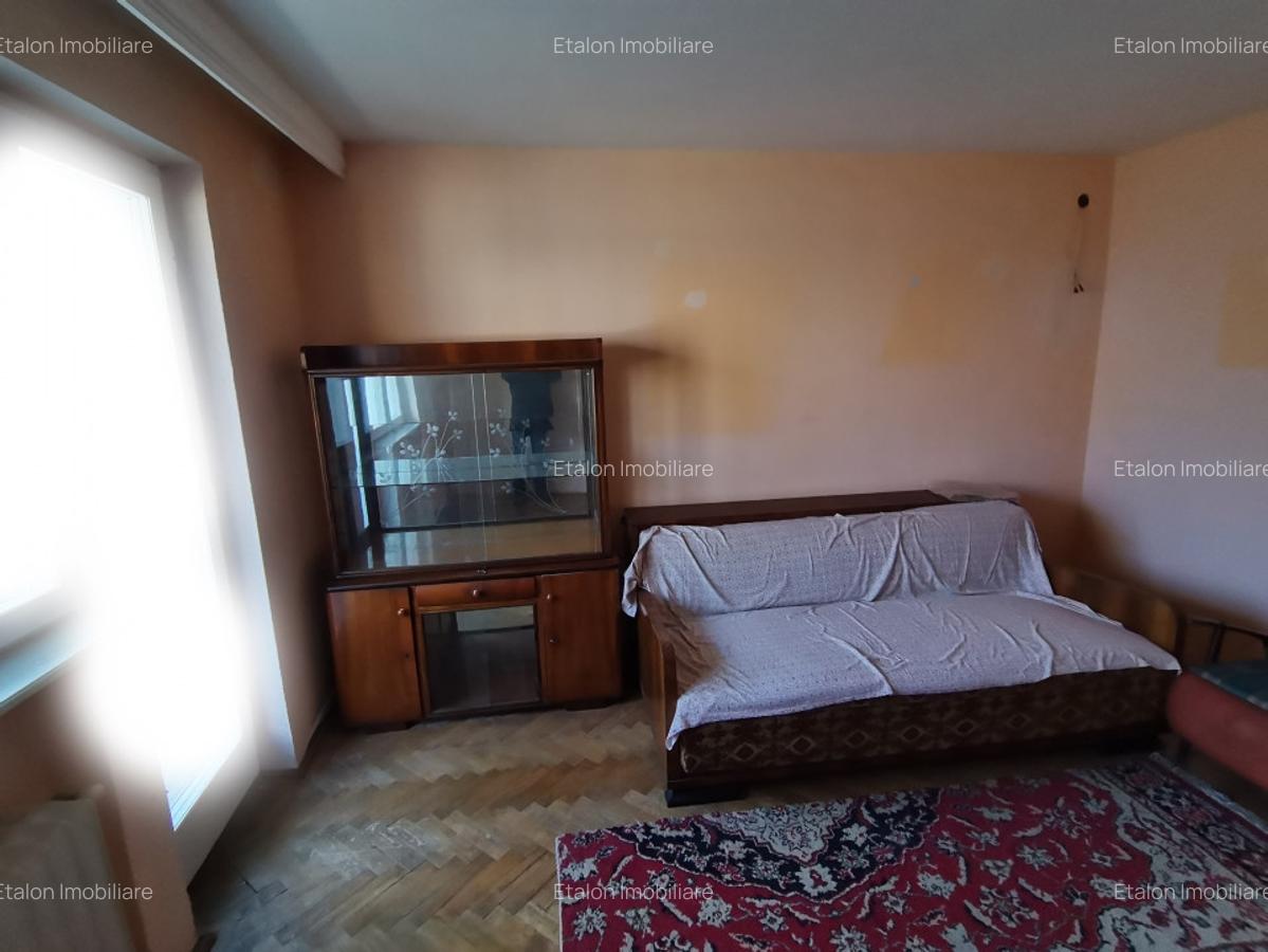 Apartament 3 camere, decomandat, etaj 1, zona centrala - 4