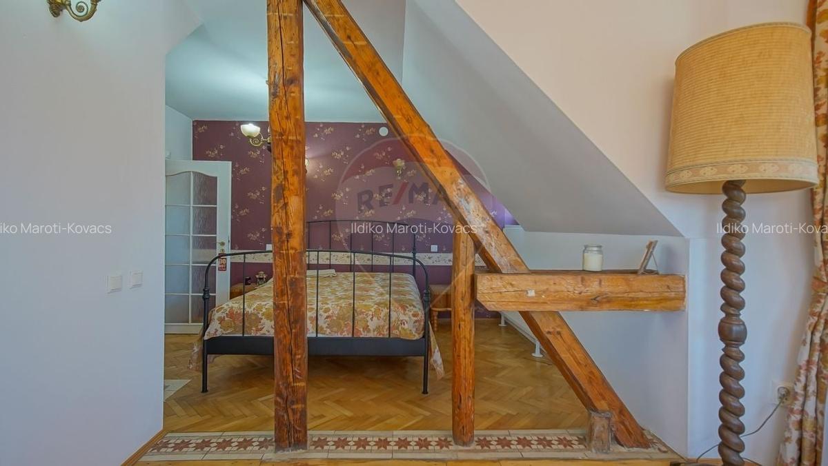 Apartament cu 5 camere decomandat, mobilat în Centrul Istoric - 13