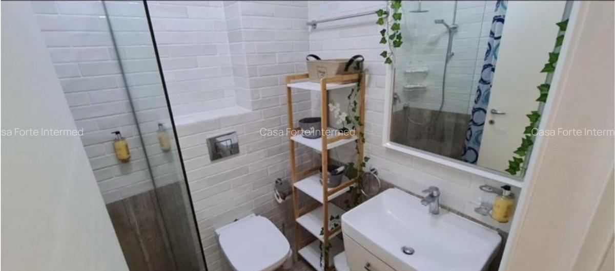 Studio Mamaia Summeland  Lângă Hotel Opera 69000€ - 6