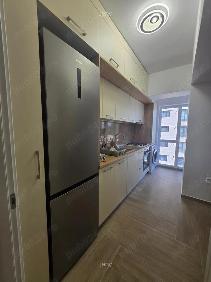 Vand apartament cu 2 camere si boxa la etajul 5 - 8