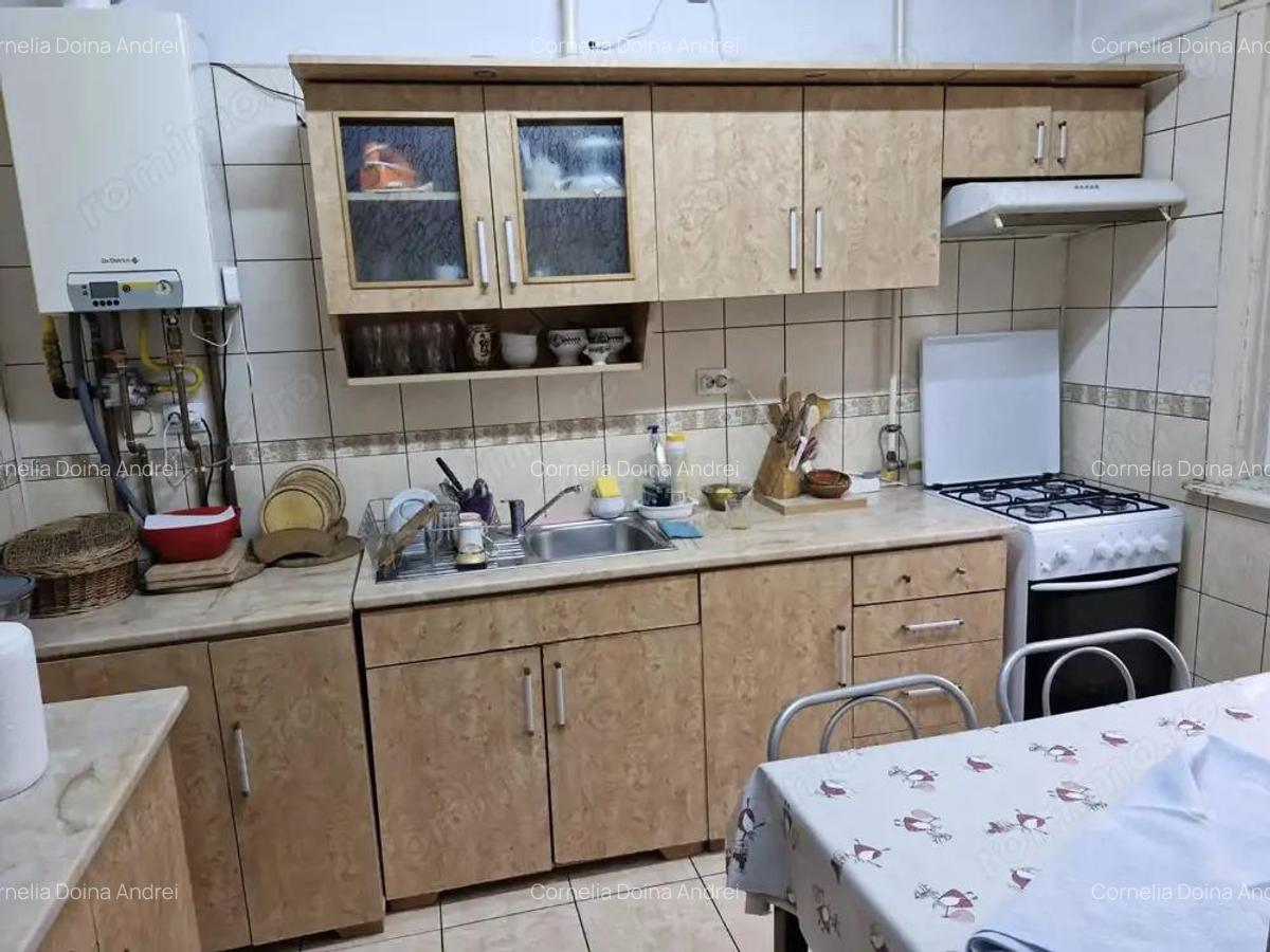 Casa S+P+E, garaj, pretabila - locuinta, clinica, birouri - Ultracentral - 9