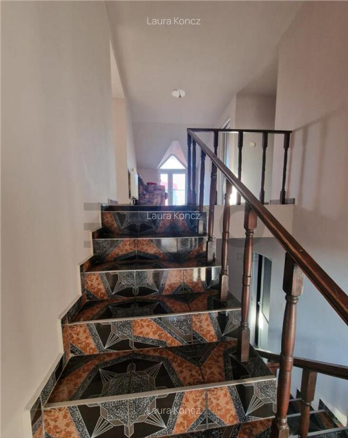 RECO casa 7 camere Bors - 13