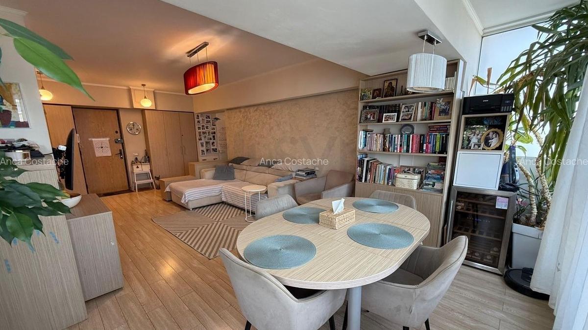 Apartament cu 3 camere decomandat în Calea Victoriei - 1