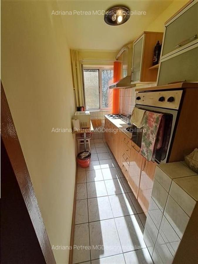 Apartament cu 3 camere decomandat în Dacia - 5