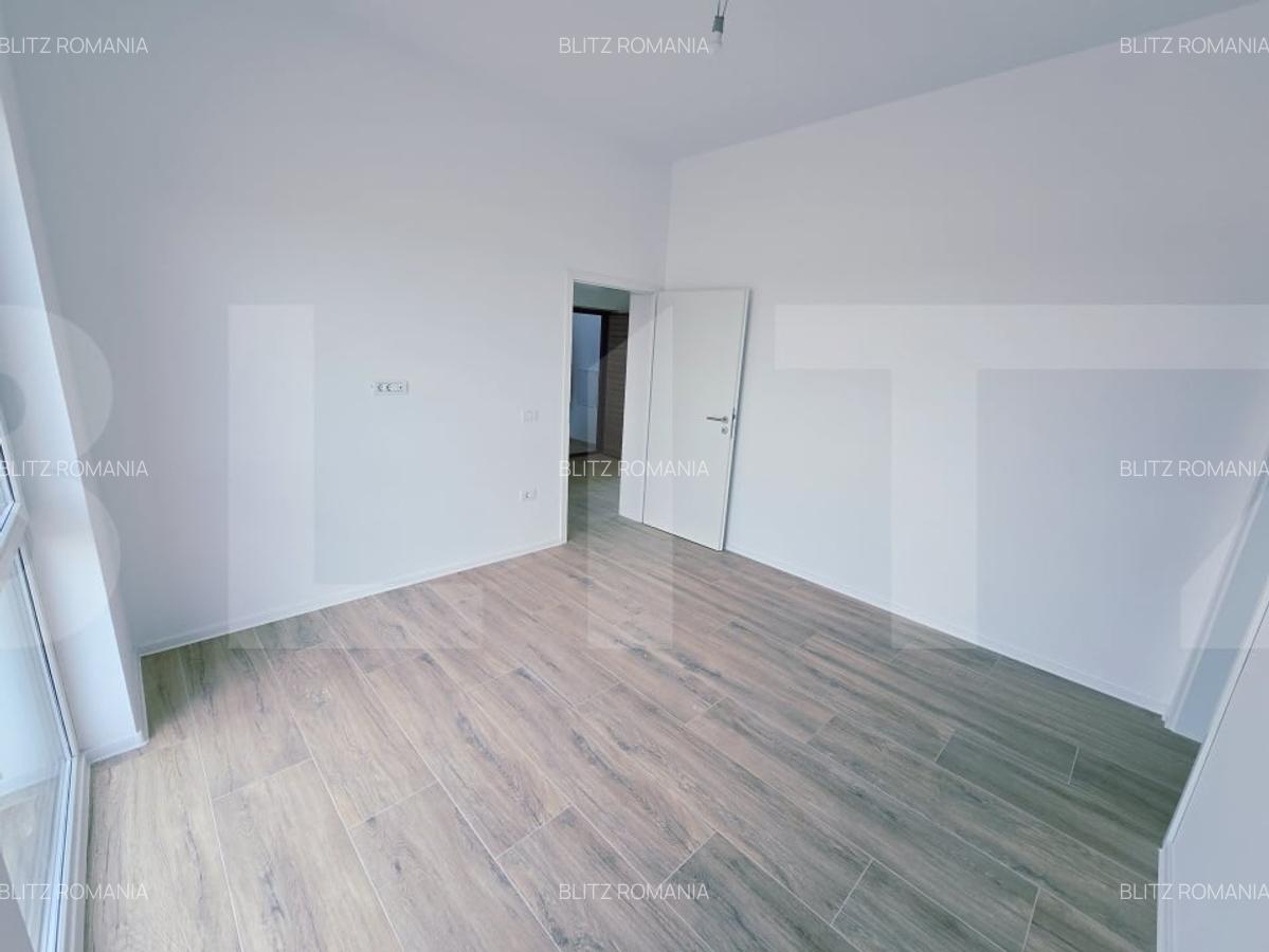 Spatiu, de vanzare, 77 mp, zona Torontalului - 5