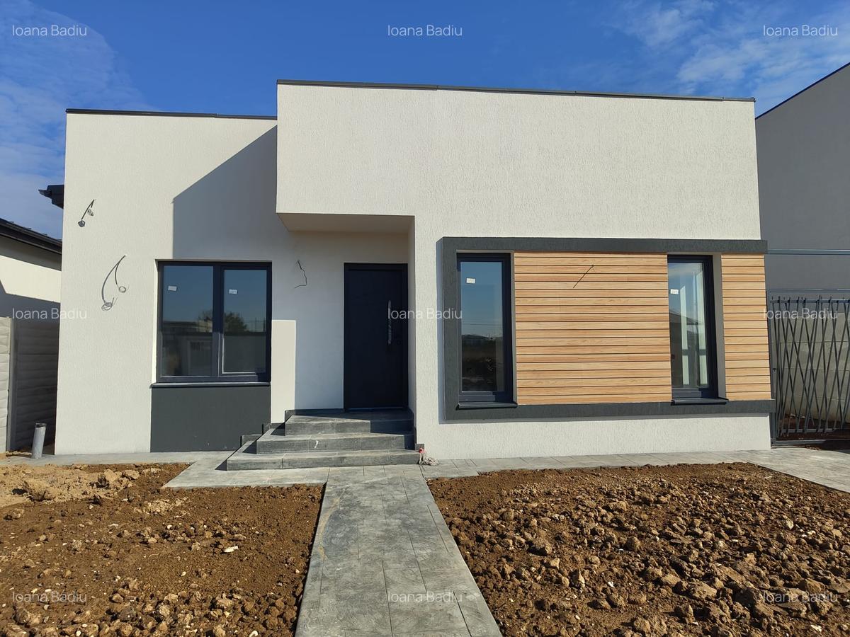 Casa individuala - 4 camere - 2 bai - cartierul nou - 1