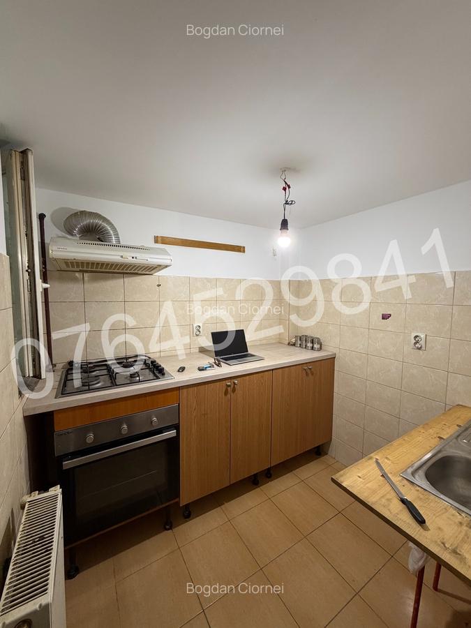 Vanzare garsoniera zona Hala Traian-Calea Călărasilor,Str. Traian 87 - 9