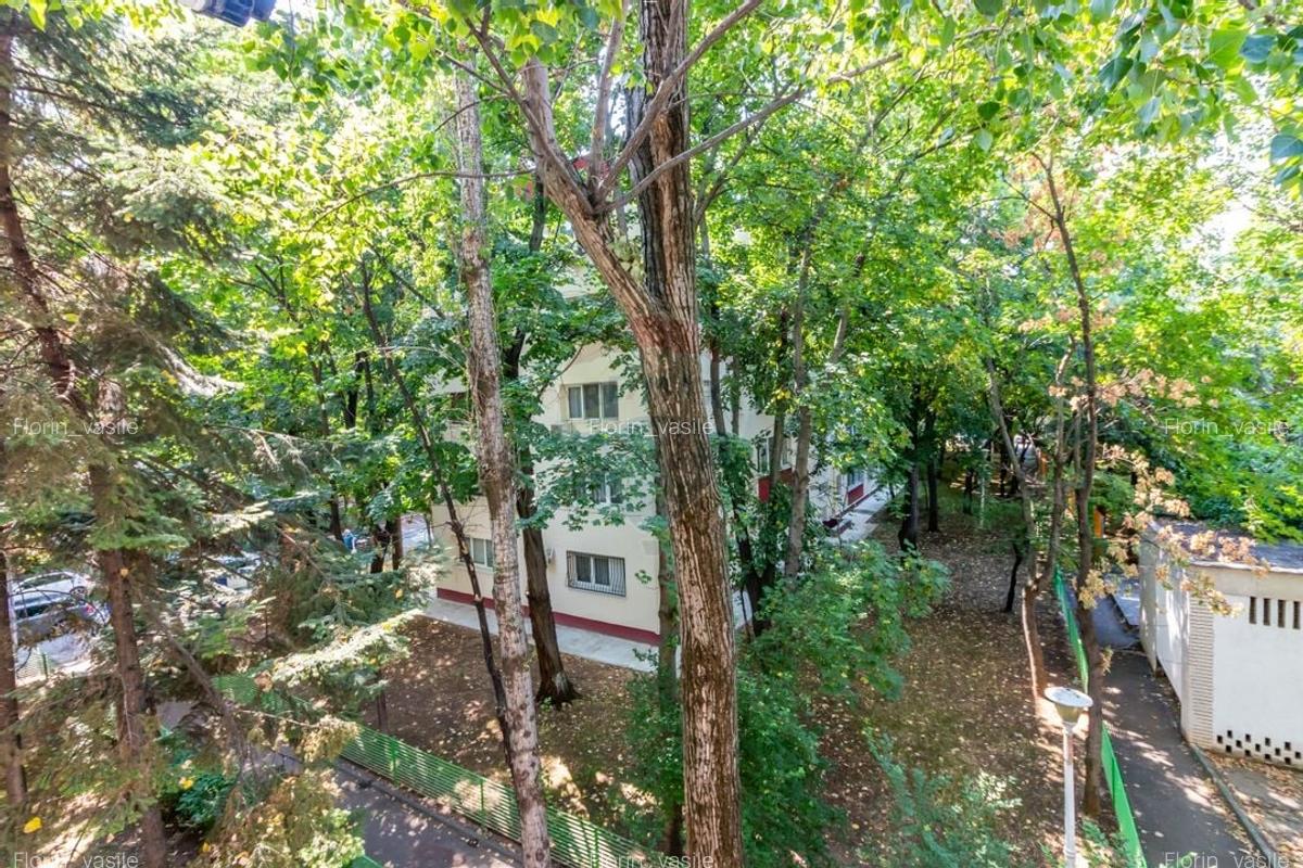 Apartament cu 3 camere de vanzare/Brancoveanu/ - 2