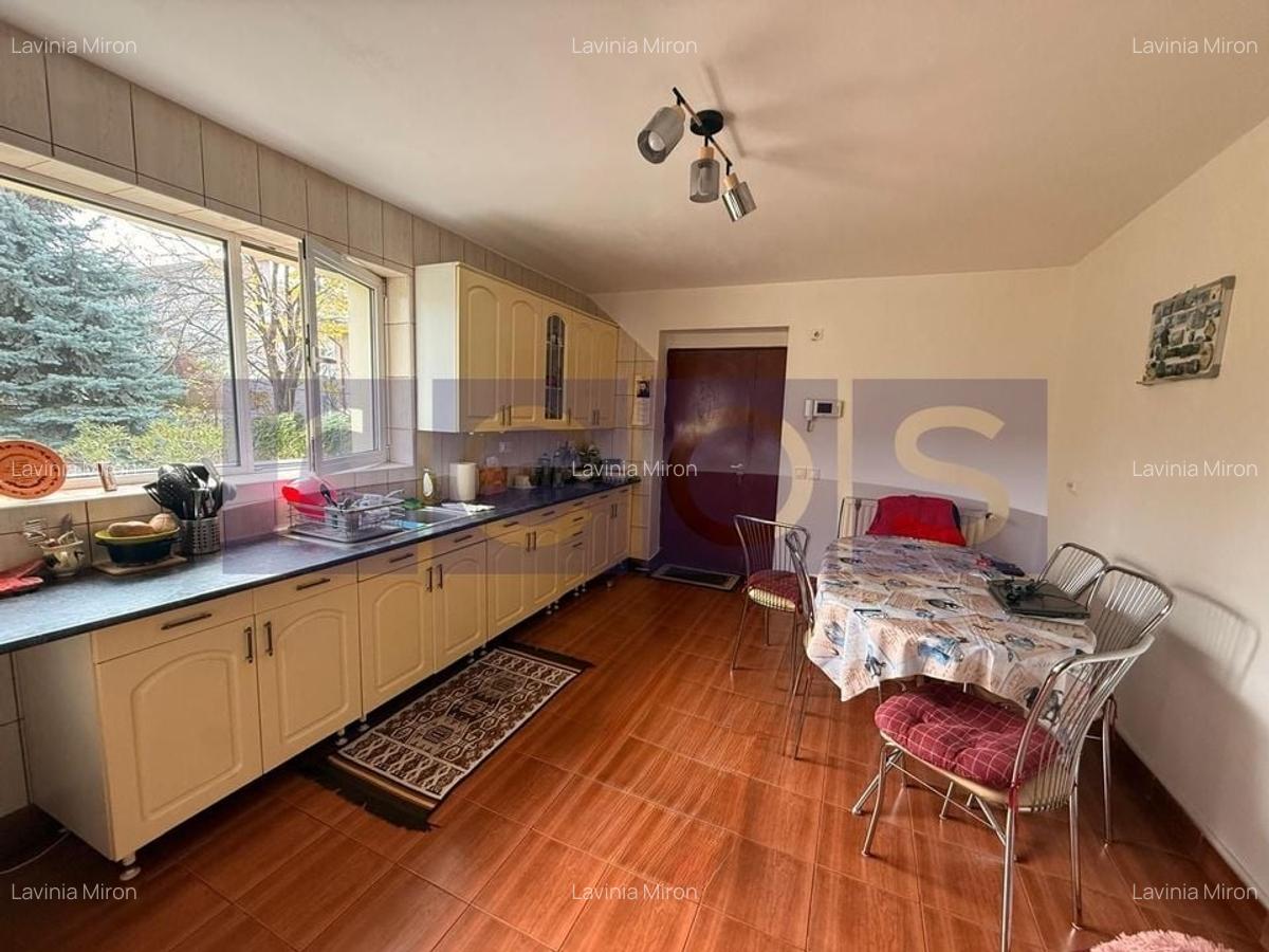 VANZARE VILA LA CHEIE | 280 MP | 1080 MP TEREN | 7 CAMERE | FUNDENI | - 10