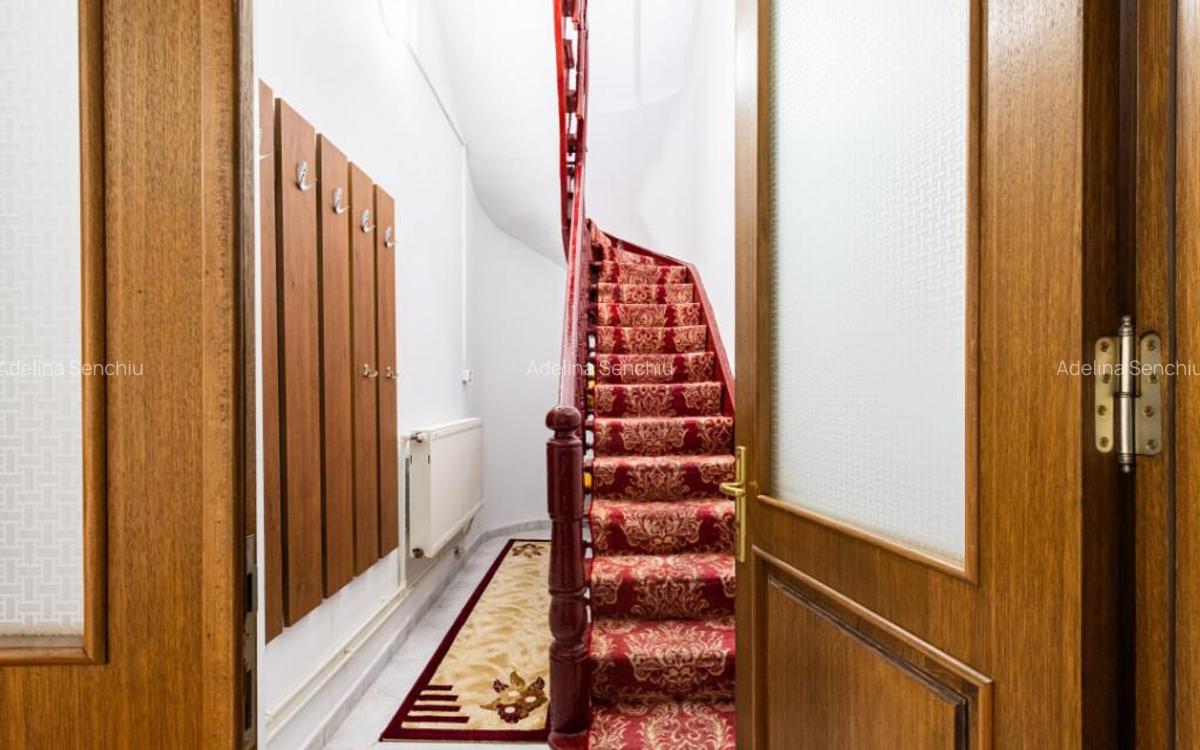 Casa cu 4 camere | Curte proprie | Renovata | zona Central - 12