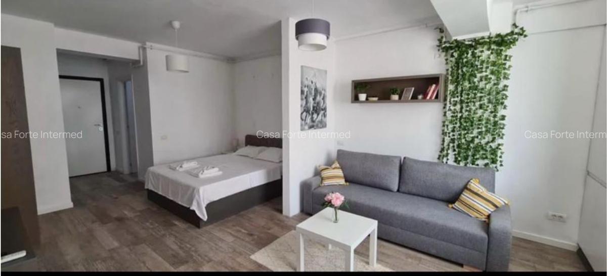 Studio Mamaia Summeland  Lângă Hotel Opera 69000€ - 2