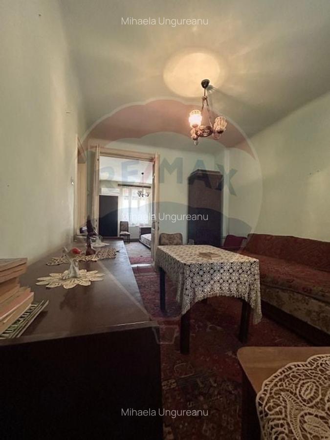 Casa / Vila cu 6 camere de vanzare in zona Dacia - 16
