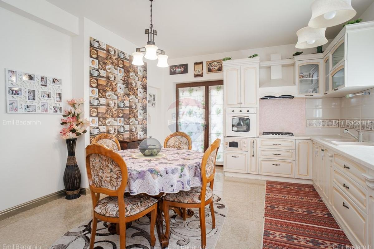 0% Comision - VILA de LUX de vanzare - Cu iaz natural - 13