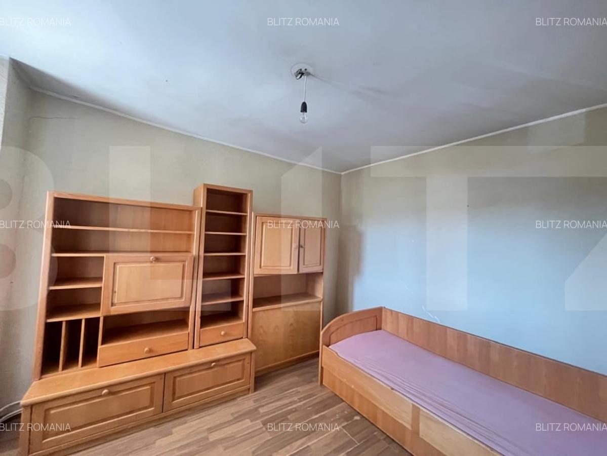 Apartament de vanzare, decomandat, 68 mp - Central, Botosani - 2