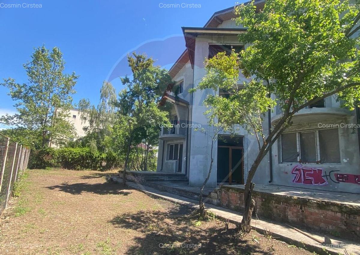 DE VANZARE Casa / Vila cu 12 camere in zona Sisesti - 3