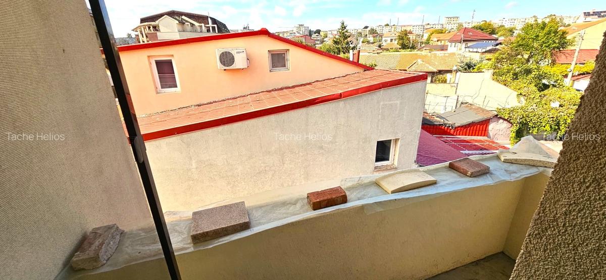 Apartament EXCLUSIVIST situat intr o vila P+2E cu cate un apartament pe etaj - 13 Apartament EXCLUSIVIST situat intr o vila P+2E cu cate un apartament pe etaj - 13