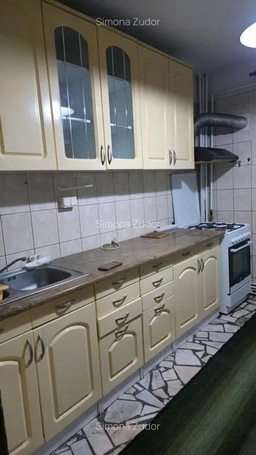 Inchiriere Aprtament 3 Camere cu Centrala zona Vitan Zizin - 5