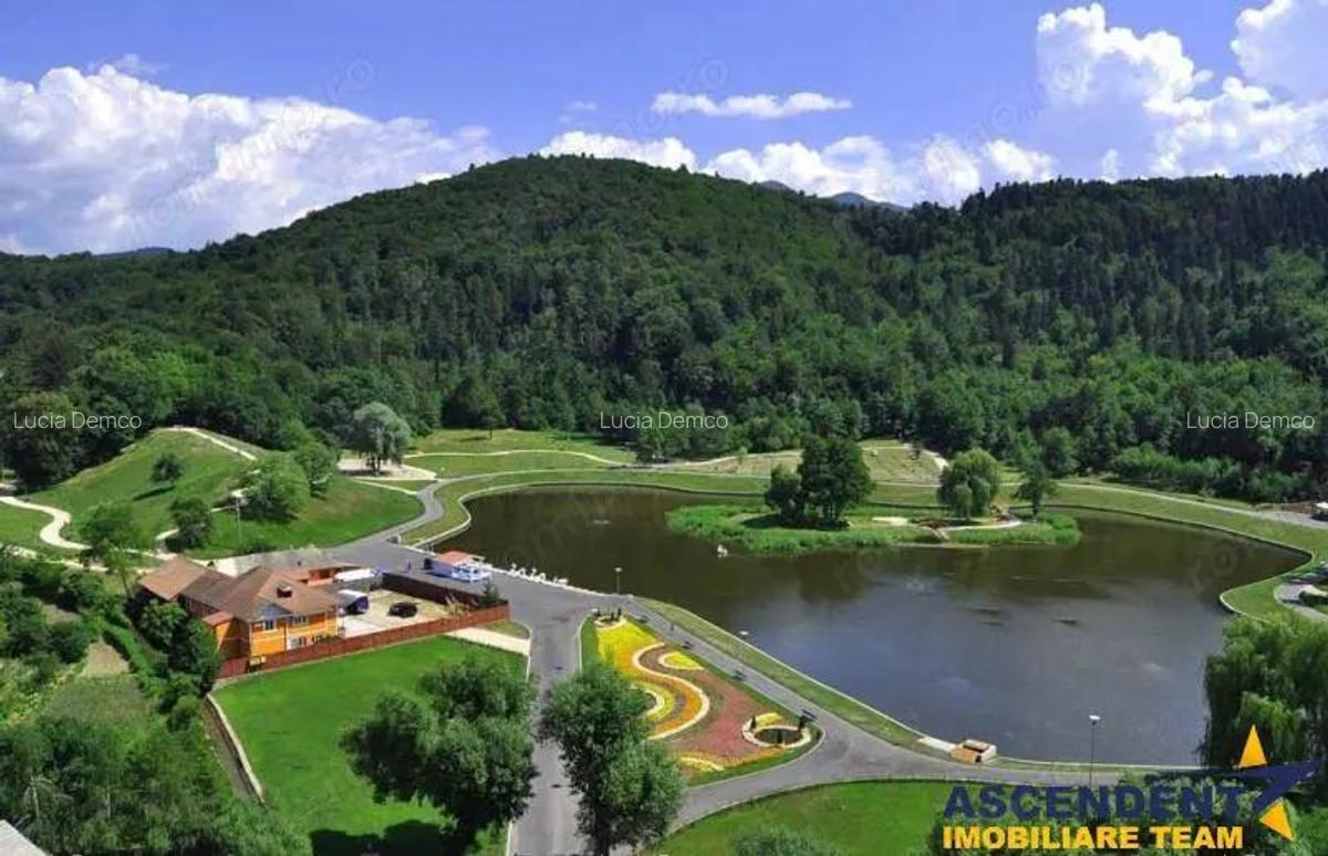 Tur 3D! Apartament 4 camere decomandat, etajul1, in cartierul Noua, Brasov - 1