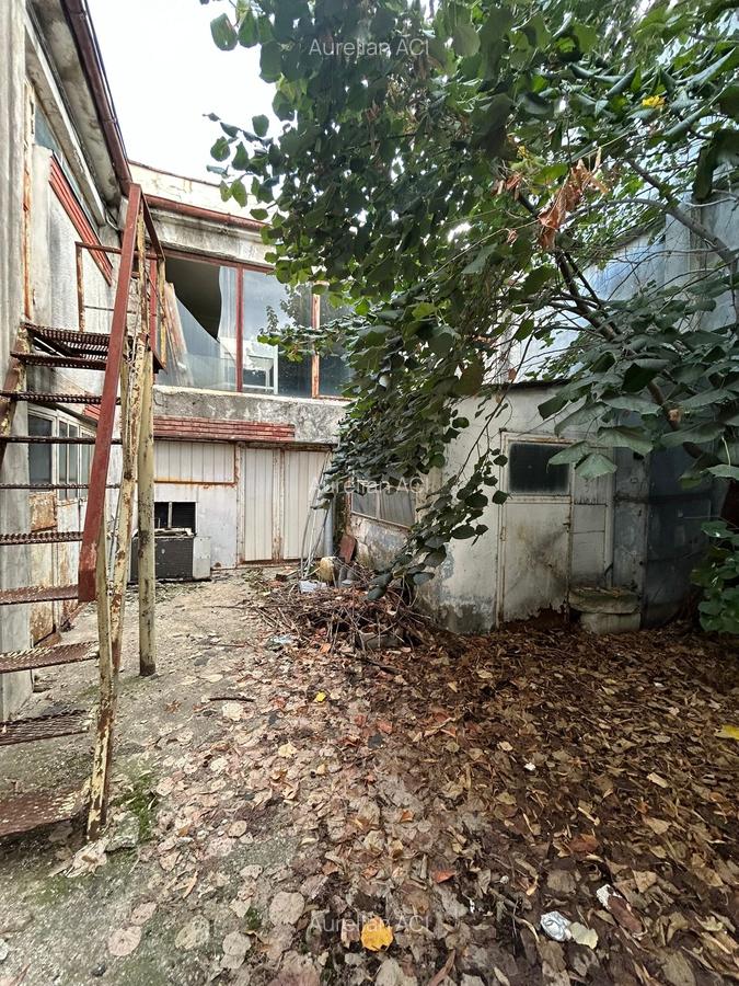 Rahova,Alexandriei,Lukoil, Str Teiului,219 mp teren,P+1,Necesita RENOVARE - 2