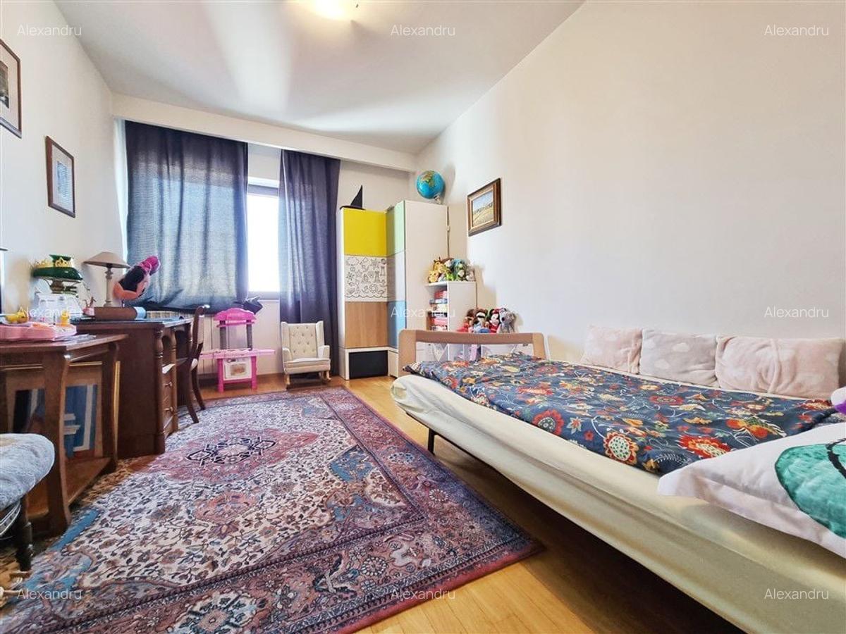 Penthouse cu 5 camere decomandat, mobilat în Kiseleff - 17