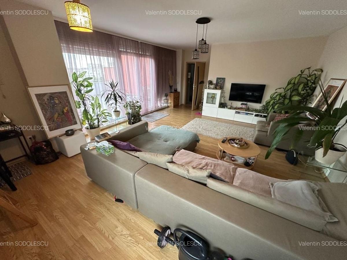 Apartament spatios 100 mp cu lift si 50 mp de terase - 14