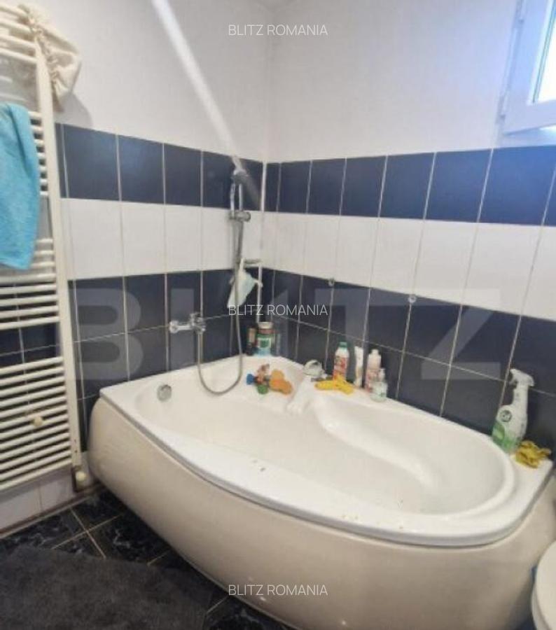 Casa PREDELUT , 4 camere - 3