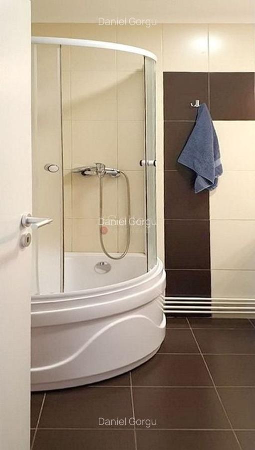 Apartament cu 3 camere decomandat, mobilat în Scriitorilor - 6